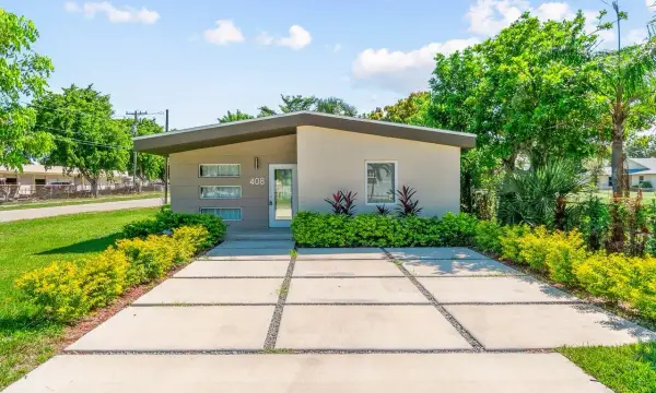 408 SW 4th Street, Delray Beach, FL 33444