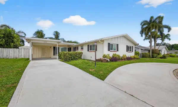 4359 Gardenia Drive, Palm Beach Gardens, FL 33410