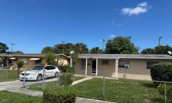 1441 8th Street, West Palm Beach, FL 33401