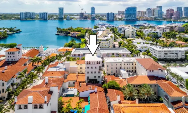 9 Via Parigi, Palm Beach, FL 33480