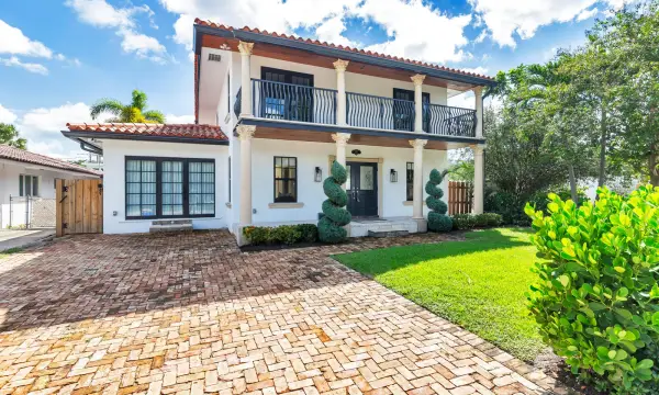 254 9th Street, West Palm Beach, FL 33401