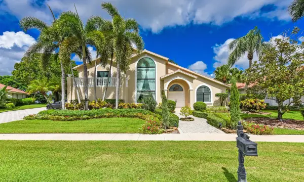2022 Sunderland Avenue, Wellington, FL 33414