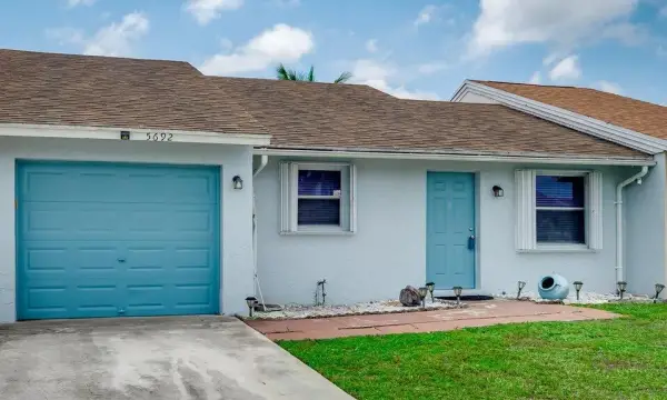 5692 SW Stonington Way SW 5692, Lake Worth, FL 33463