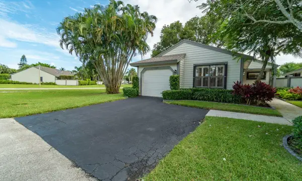 13335 Bedford Mews Court, Wellington, FL 33414