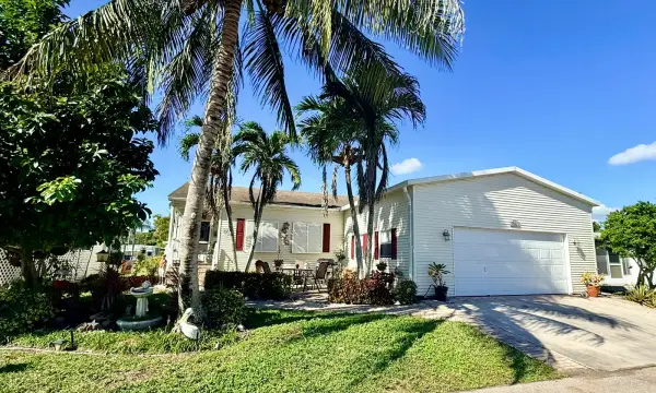 6403 Birch Lane, Lantana, FL 33462