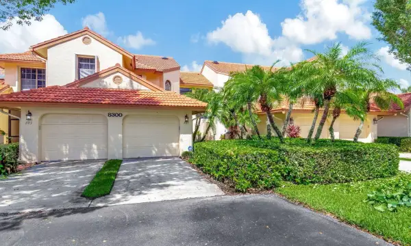 8300 Waterline Drive 201, Boynton Beach, FL 33472