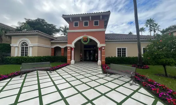 4167 N Haverhill Road 1102, West Palm Beach, FL 33417