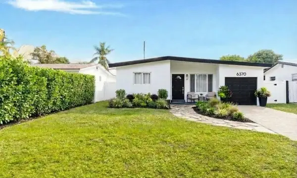 6370 Plunkett Street, Hollywood, FL 33023