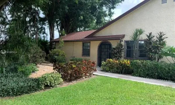 23277 Barlake Drive, Boca Raton, FL 33433