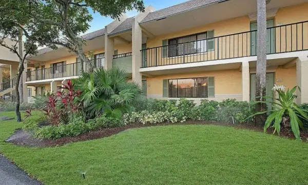 416 Meadows Circle, Boynton Beach, FL 33436, Boynton Beach, FL, 33436