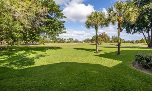 5881 Parkwalk Drive, Boynton Beach, FL 33472