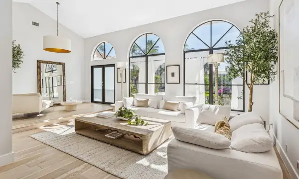 48 Harbour Drive N, Ocean Ridge, FL 33435
