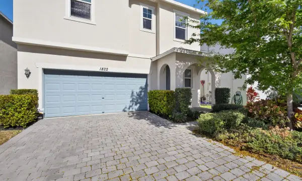 1822 Lake Cove Drive, Lake Worth, FL 33460