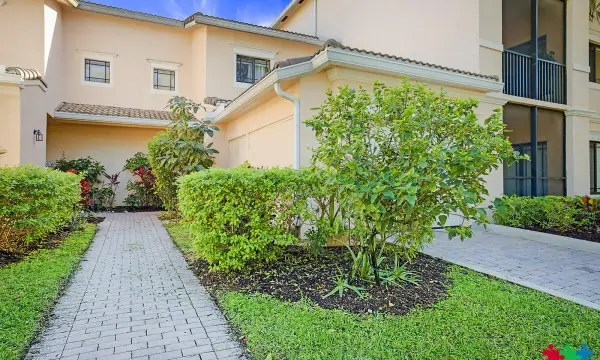 2916 Tuscany Court 104, Palm Beach Gardens, FL 33410