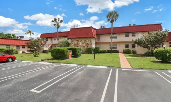 12016 Greenway Circle S 204, Royal Palm Beach, FL 33411