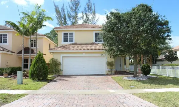 6498 Adriatic Way, West Palm Beach, FL 33413