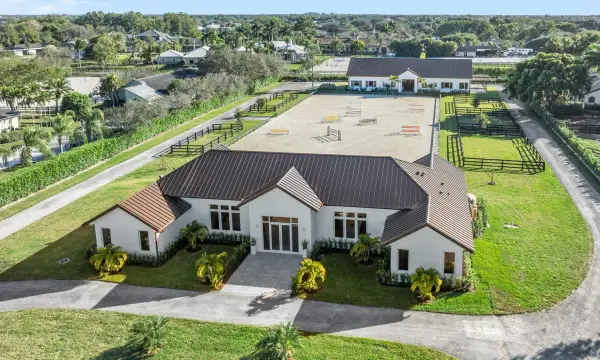 2889 Appaloosa Trail, Wellington, FL 33414