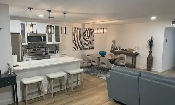 1157 S Drive Circle C, Delray Beach, FL 33445