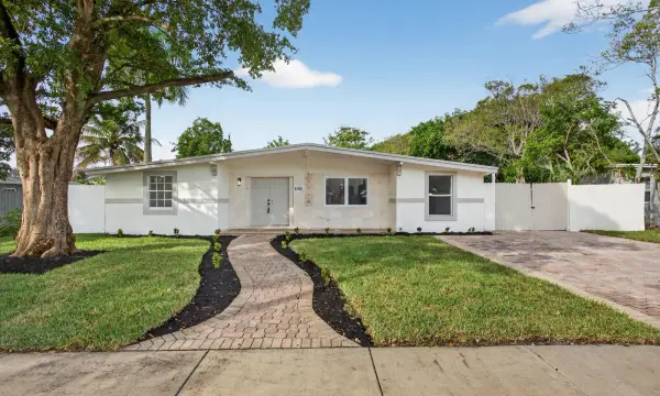 5183 NE 15th Avenue, Pompano Beach, FL 33064
