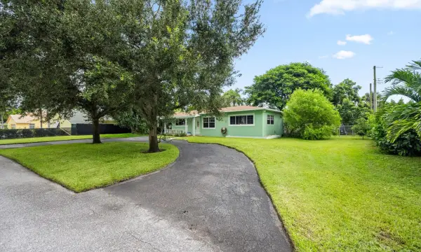 6400 Carambola Circle, West Palm Beach, FL 33406