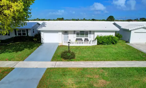 716 SW 18th Street, Boynton Beach, FL 33426