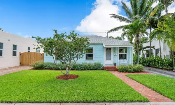 816 Avon Road, West Palm Beach, FL 33401