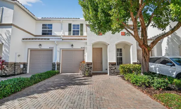 4545 Tara Cove Way, West Palm Beach, FL 33417