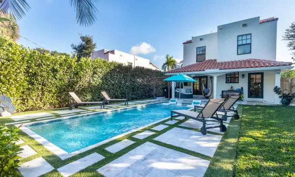 823 38th Street, West Palm Beach, FL 33407