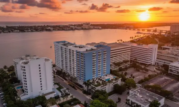 1551 N Flagler Drive 1514, West Palm Beach, FL 33401