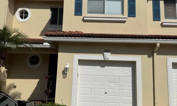 3033 N Evergreen Circle, Boynton Beach, FL 33426