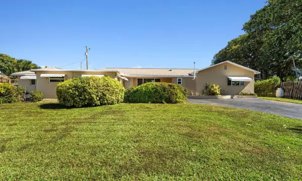 1812 High Ridge Road, Lake Worth, FL 33461