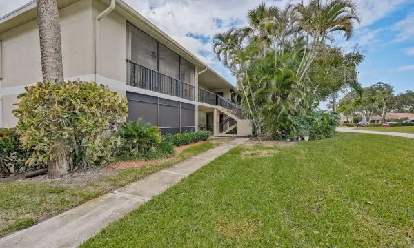 6544 Chasewood Drive H, Jupiter, FL 33458