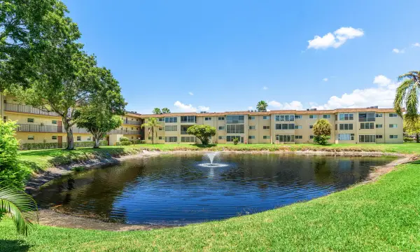 721 Lori Drive, Unit 208, Palm Springs, FL, 33461
