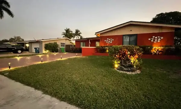 9282 NW 24th Place, Sunrise, FL 33322