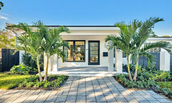 263 Alhambra Place, West Palm Beach, FL 33405