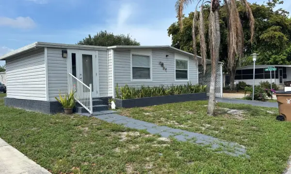 402 NW NW 50th Court NW, Deerfield Beach, FL 33064