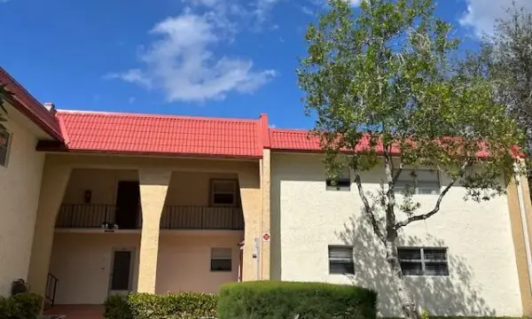 145 Lake Evelyn Drive, West Palm Beach, FL 33411