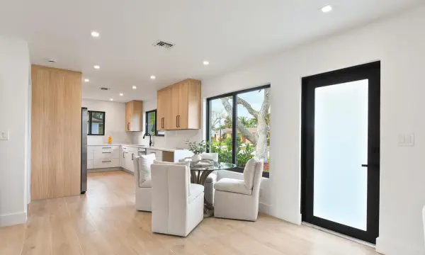 1320 S Deerfield Avenue, Deerfield Beach, FL 33441