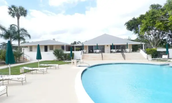 4 Greenway Village N 107, Royal Palm Beach, FL 33411