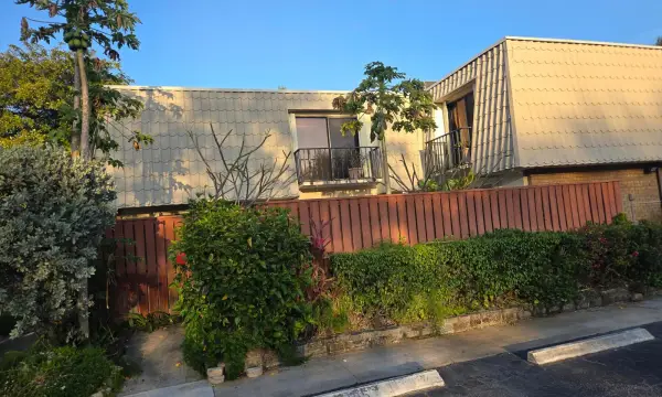 1700 Embassy Drive 512, West Palm Beach, FL 33401