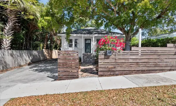 815 Omar Road, West Palm Beach, FL 33405