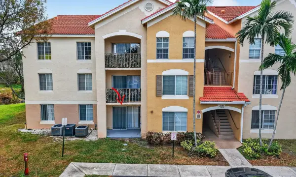 4151 San Marino Boulevard 101, West Palm Beach, FL 33409