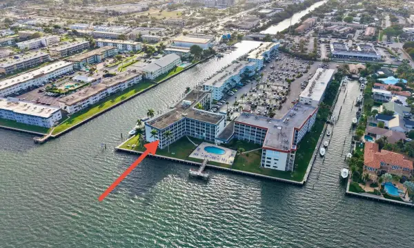 100 Paradise Harbour Boulevard 304, North Palm Beach, FL 33408