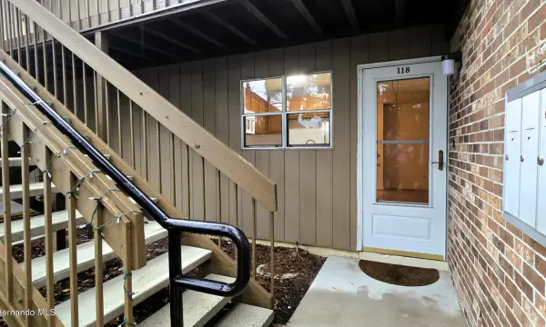 10475 Carrollbrook Circle, Unit 118, Tampa, FL, 33618