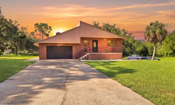 28850 Lindenhurst Drive, Wesley Chapel, FL, 33544
