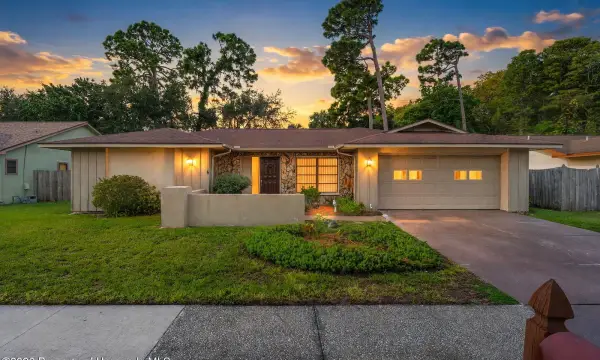 2220 Colonial Boulevard W, Palm Harbor, FL, 34683