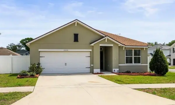 3820 Crystal Dew Street, Plant City, FL, 33567