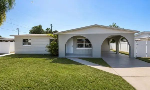 5612 Larimer Drive, Tampa, FL, 33615