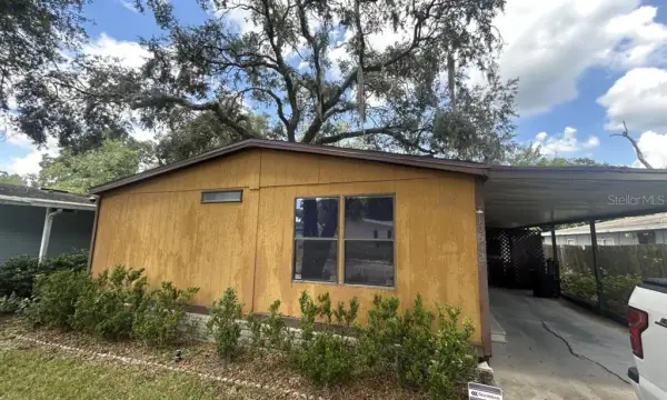10542 Bay Hills Circle, Thonotosassa, FL, 33592