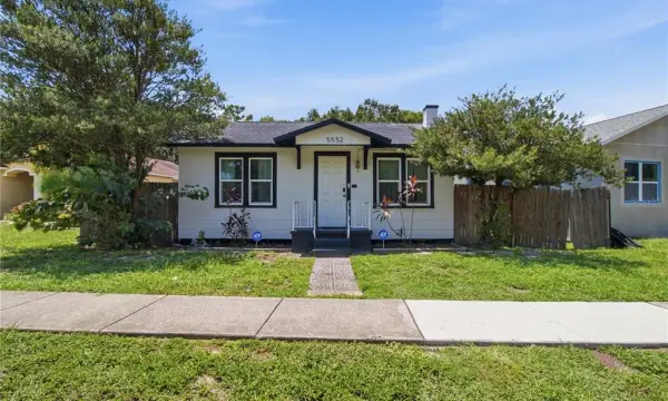 5552 Crissman Drive N, St Petersburg, FL, 33714